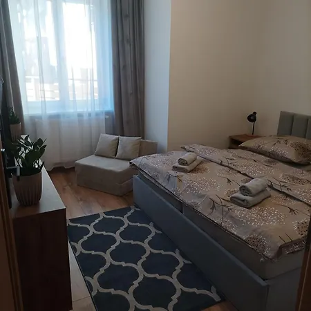 Апартаменты Pinea Нова-Лесна